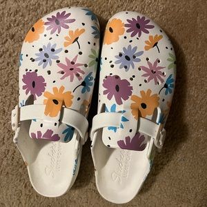 Sketcher Floral Slip Ons